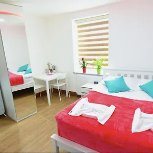 London Suite Apartment